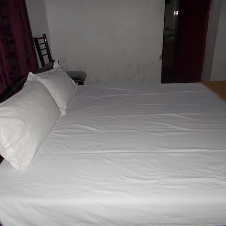 Guruvayur Bunglow Hotel Exterior photo